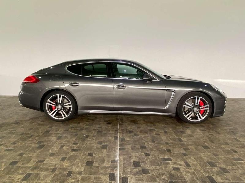 Achatgrau Gebraucht 2013 Porsche Panamera Turbo Limousine | 39.890 € (Fairer Preis) - Bild 1/4