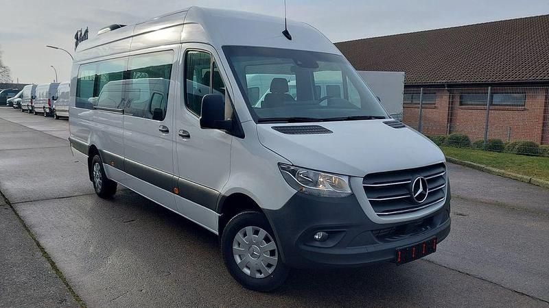 Neu Mercedes Sprinter 170 PS (125 kW) 2025 Weiß Van