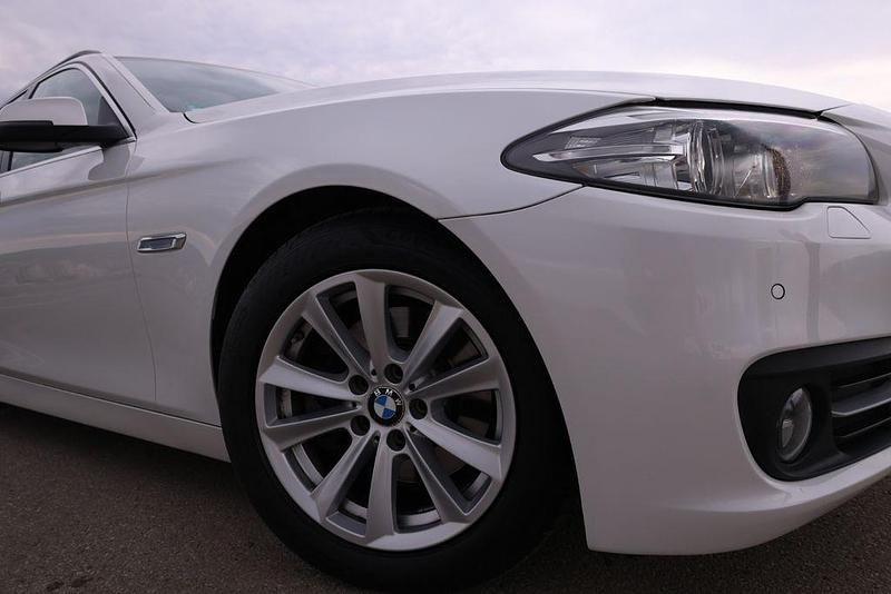 Weiß Gebraucht 2016 BMW 520 Kombi | 10.250 € (Superpreis) - Bild 1/4