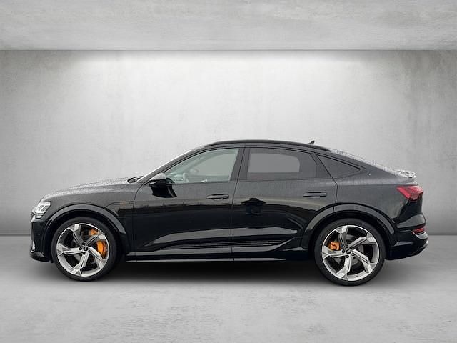 Gebraucht Audi e-tron Ambiente 369 kW (503 PS) 2023 Mythosschwarz metallic SUV