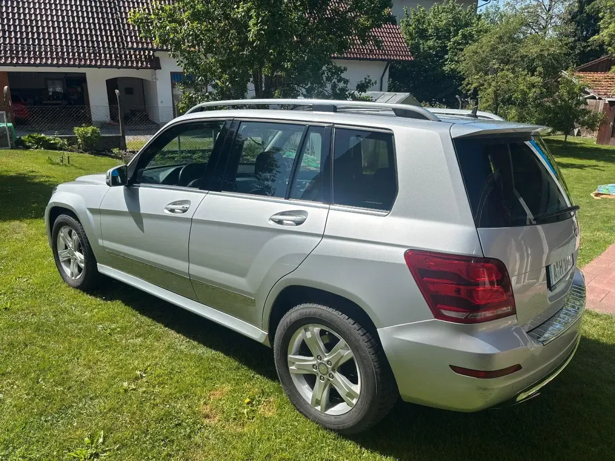 Gebraucht Mercedes GLK220 170 PS (125 kW) 2015 Silber SUV
