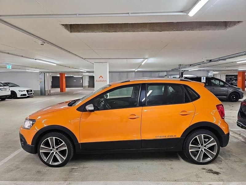 Gebraucht VW Polo Cross 69 PS (50 kW) 2010 Orange Kleinwagen