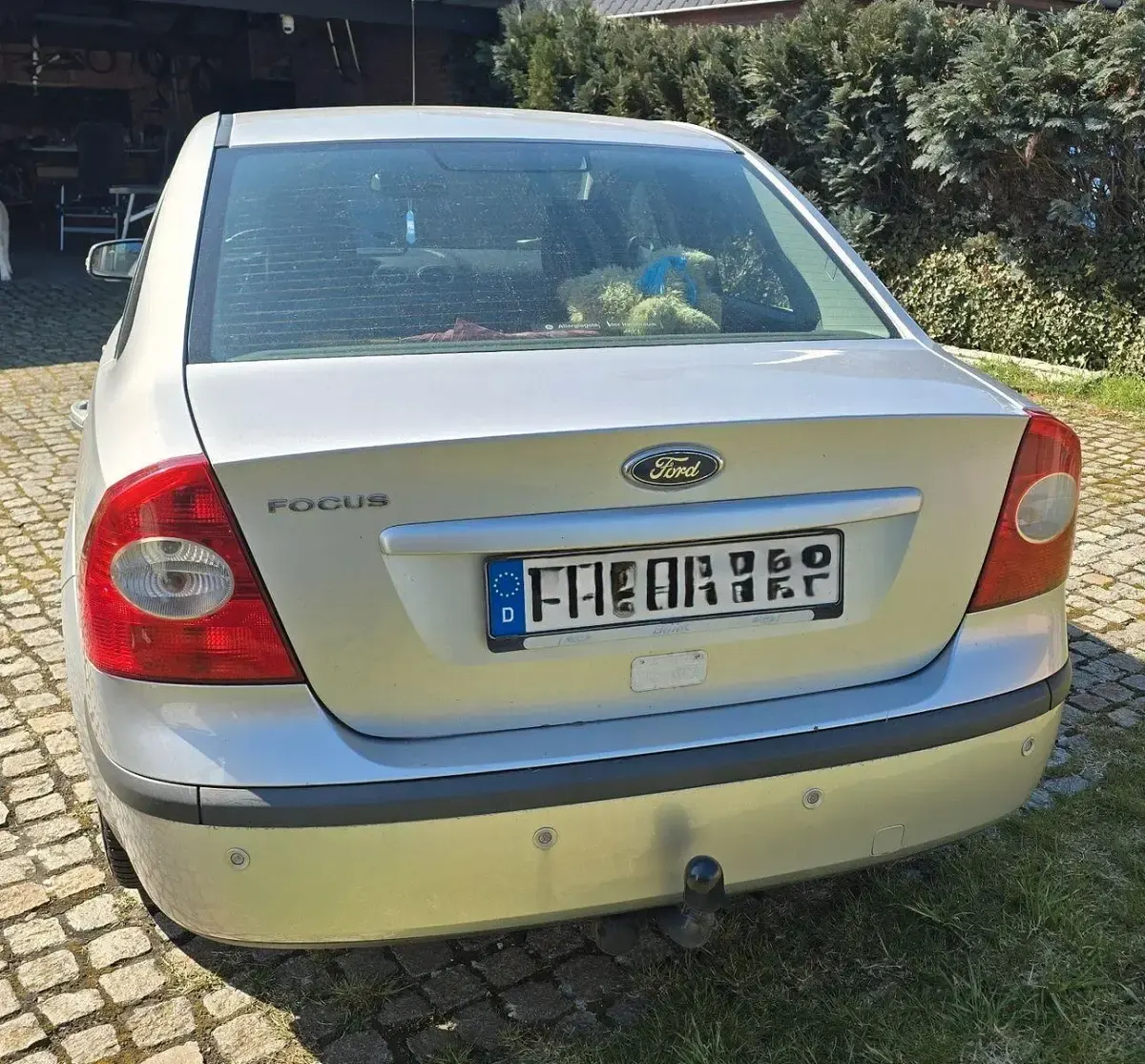 Używany Ford Focus Ghia 145 KM (106 kW) 2007 Srebrny Sedan/Limuzyna