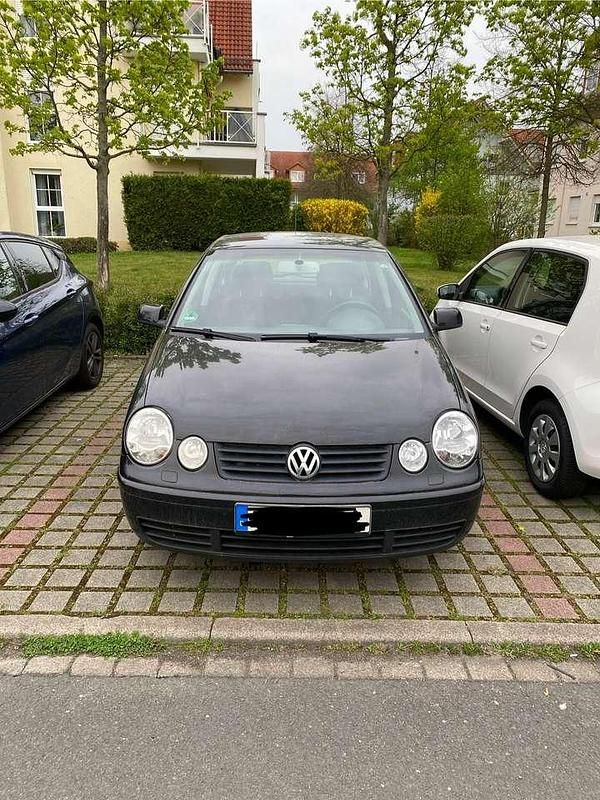Schwarz Gebraucht 2004 VW Polo Cricket Limousine | 1.900 € (Fairer Preis) - Bild 1/4