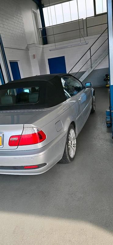 Gebraucht BMW 318 Cabriolet 143 PS (105 kW) 2004 Grau Cabrio