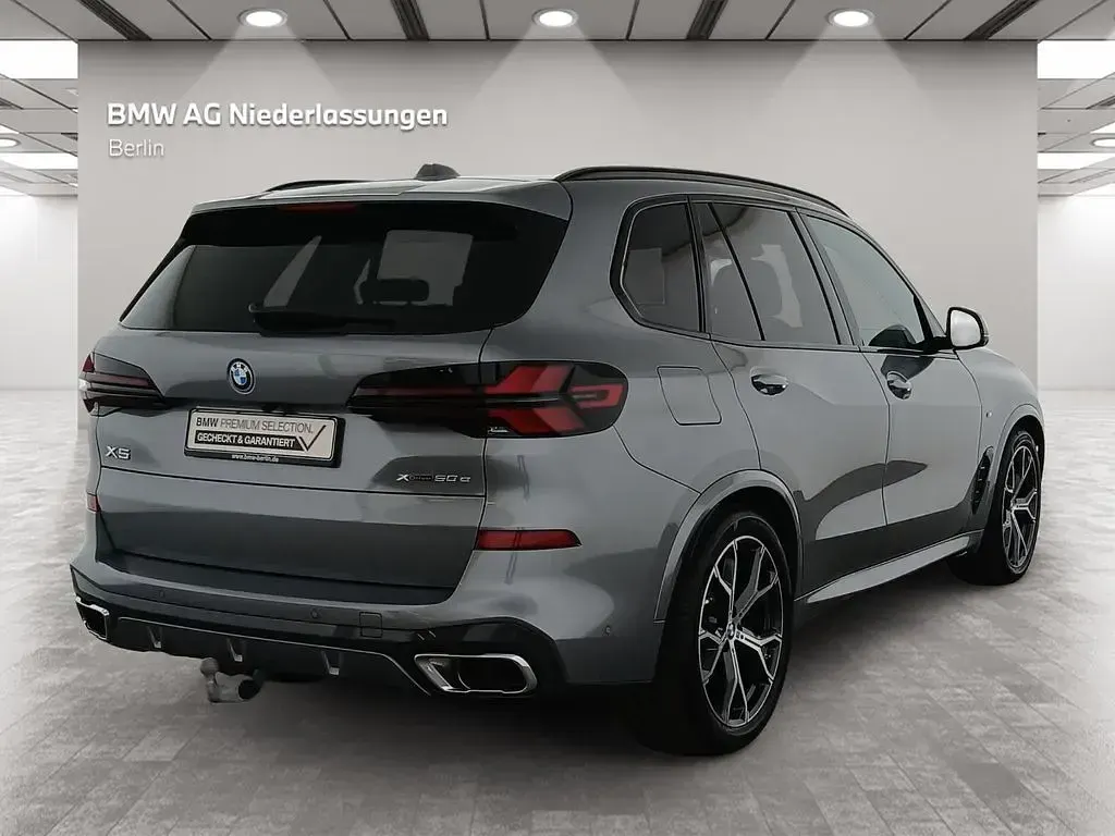 Gebraucht BMW X5 M Sport 489 PS (359 kW) 2025 Grau SUV