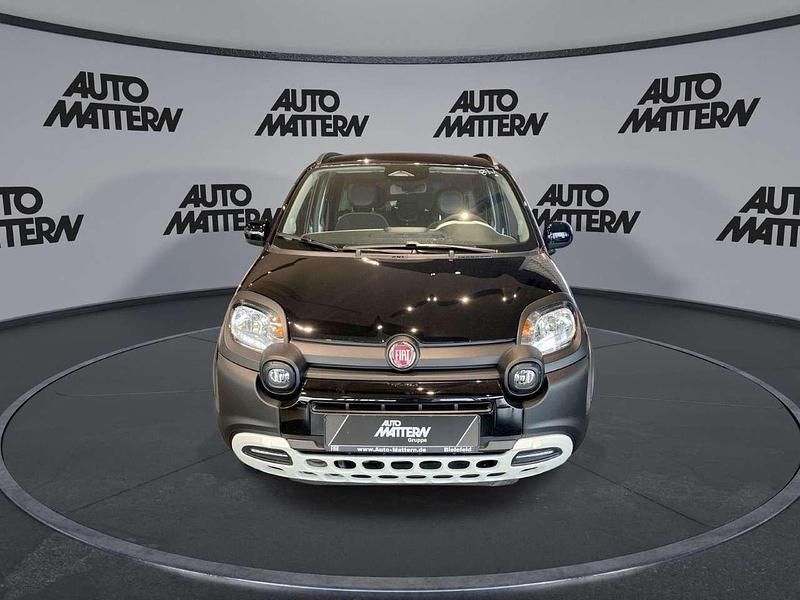Neu Fiat Panda Cross Cross 65 PS (47 kW) 2026 Schwarz Kleinwagen