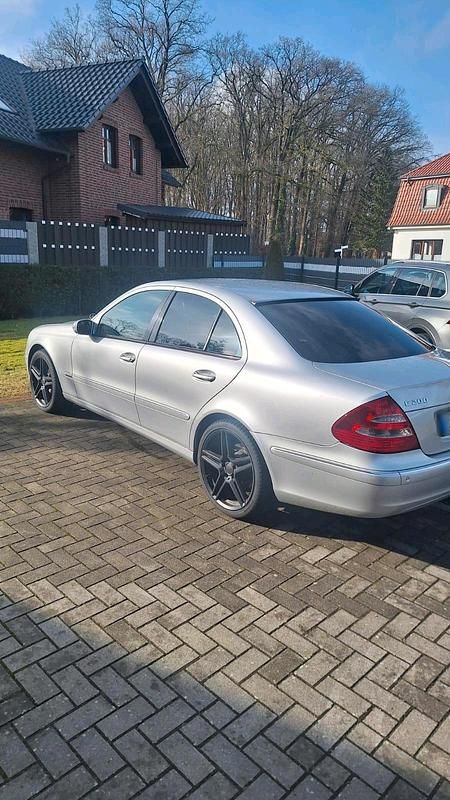 Gebraucht Mercedes 200 163 PS (119 kW) 2003 Silber Limousine