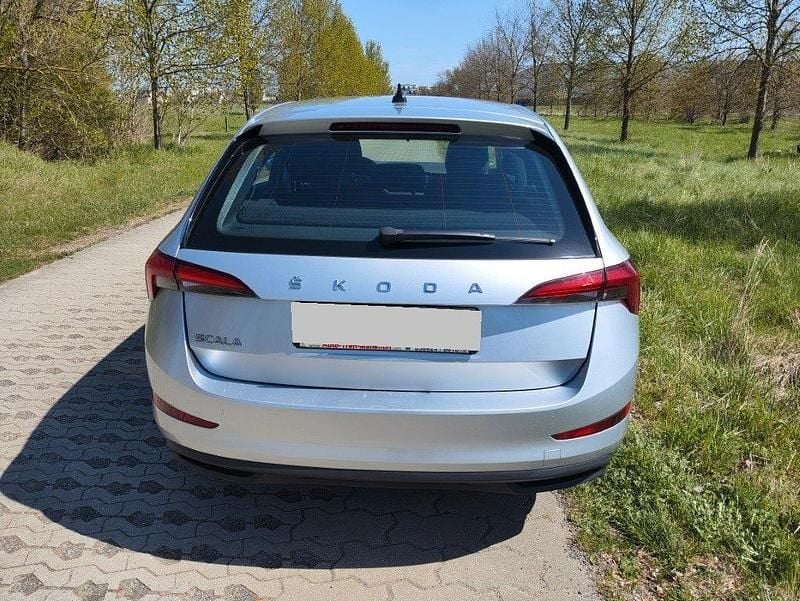 Occasion Skoda Scala 95 ch (69 kW) 2021 Argent Citadine