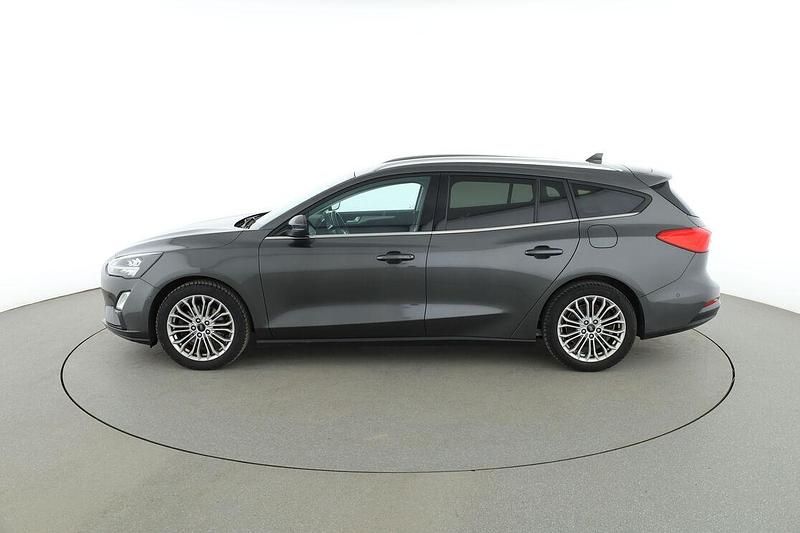 Gebraucht Ford Focus Titanium 125 PS (91 kW) 2020 Grau Kombi