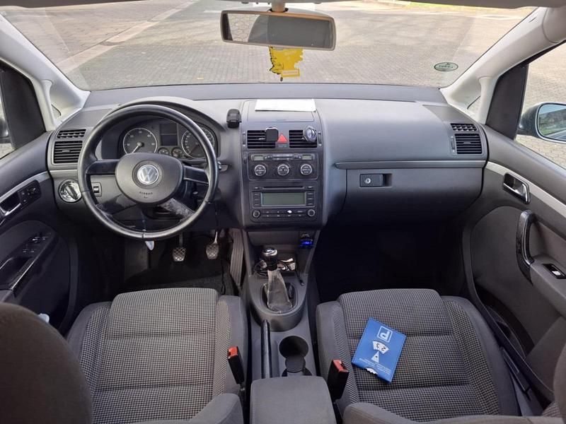 Grau Gebraucht 2003 VW Touran Van / Kleinbus | 1.500 € (Fairer Preis) - Bild 1/4