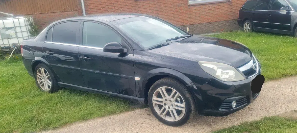 Gebraucht Opel Vectra Cosmo 147 PS (108 kW) 2009 Schwarz Limousine