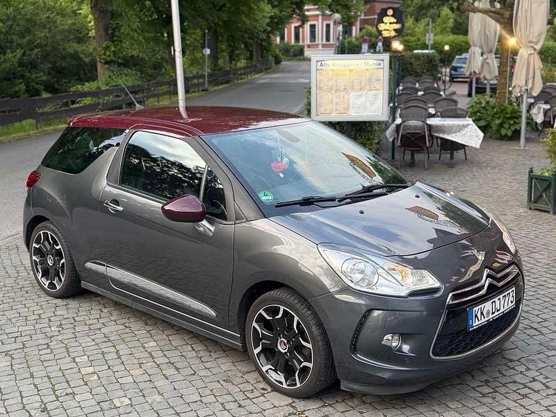 Silber Gebraucht 2012 Citroën DS3 Limousine | 4.500 € (Fairer Preis) - Bild 1/4