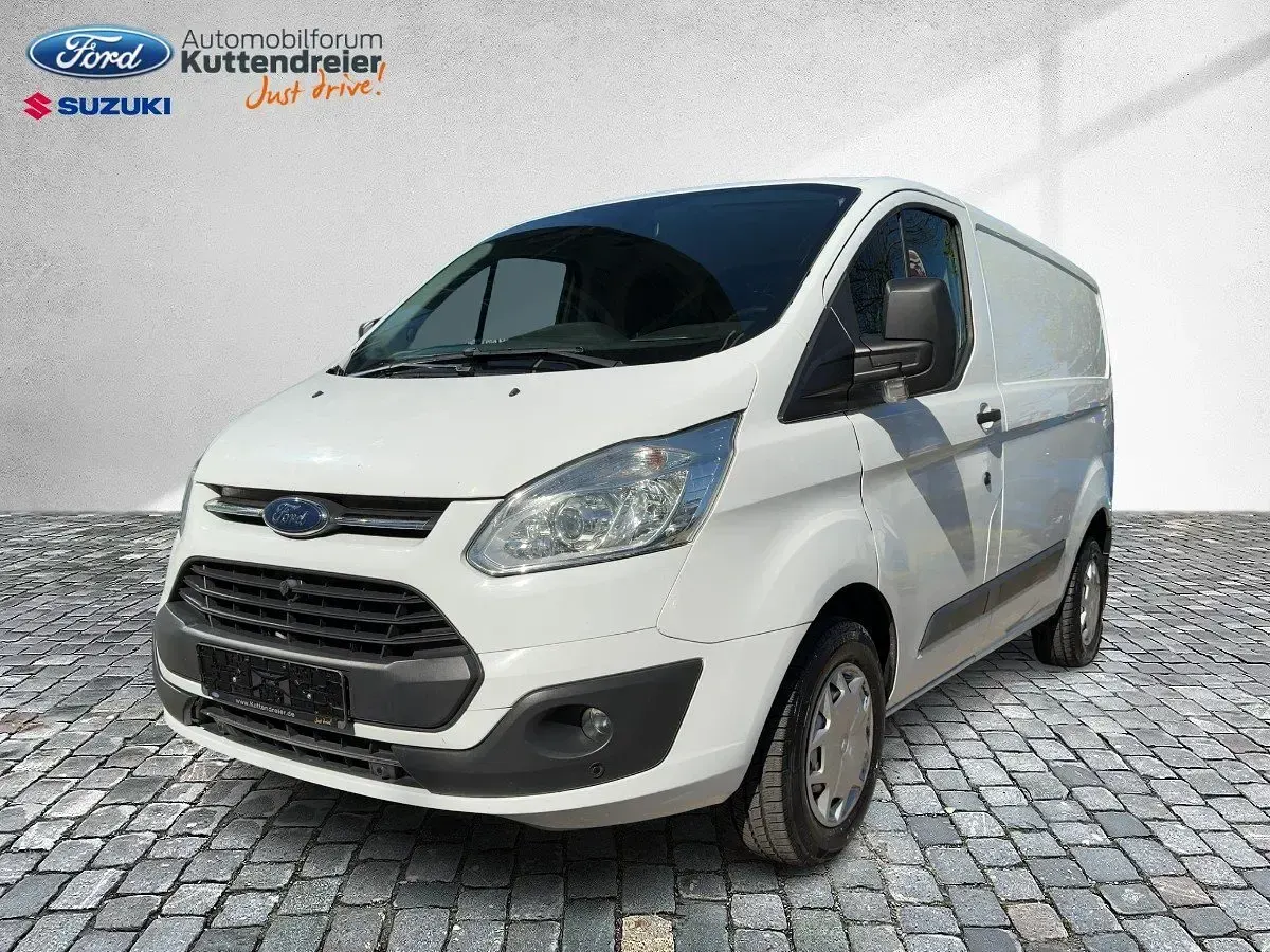 Käytetty Ford Transit Custom Trend 131 HP (96 kW) 2017 Valkoinen Sedan