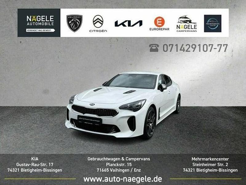Snow white pearl Gebraucht 2021 Kia Stinger Kleinwagen | 39.400 € (Fairer Preis) - Bild 1/3