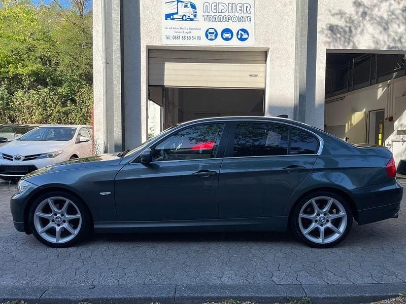 Gebraucht 2009 BMW 325 Sport Line Limousine | 8.000 € (Fairer Preis) - Bild 1/4