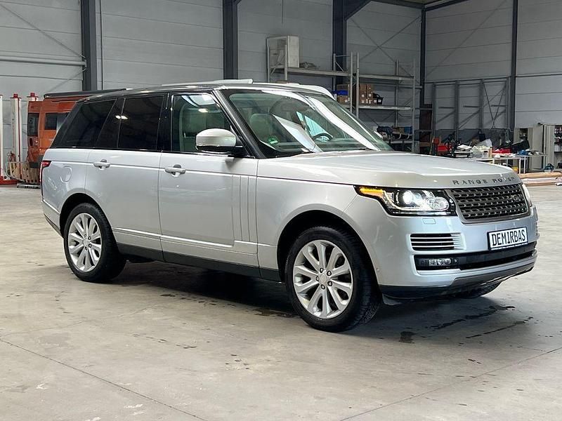 Silber Gebraucht 2015 Land Rover Range Rover Vogue SUV | 25.990 € (Superpreis) - Bild 1/4