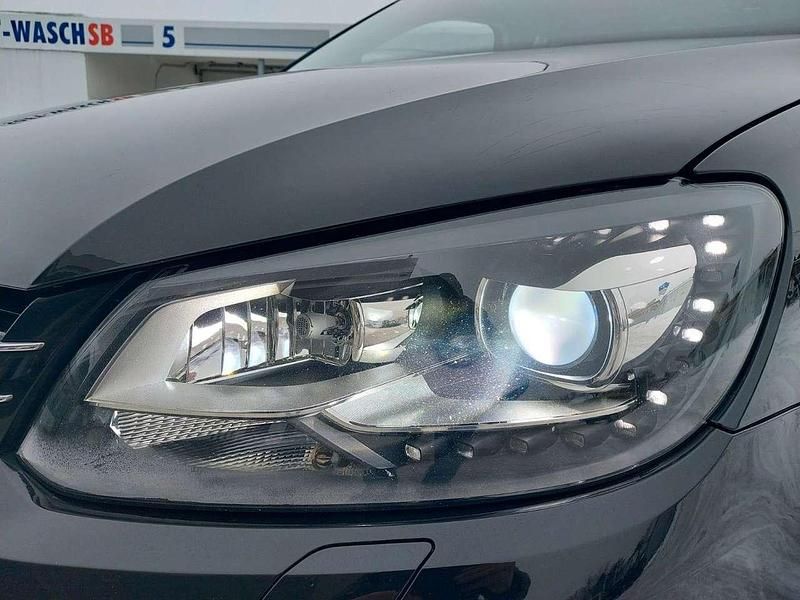 Second-hand VW Caddy Cup 109 CP (80 kW) 2014 Negru Monovolum