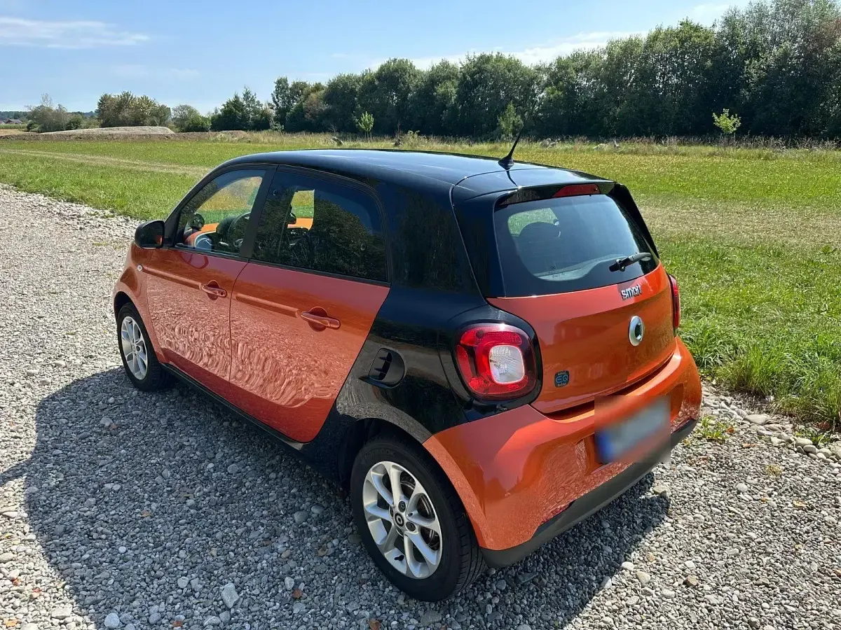 Gebraucht Smart ForFour Electric Drive 60 kW (82 PS) 2018 Orange Kleinwagen
