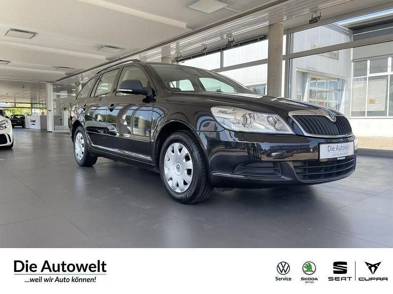 Schwarzmagic perleffekt Gebraucht 2012 Skoda Octavia Kombi | 1.980 € (Superpreis) - Bild 1/4