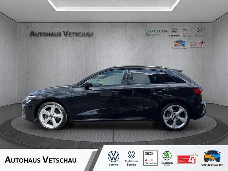 Schwarz Gebraucht 2024 Audi A3 Sport Limousine | 33.490 € (Fairer Preis) - Bild 1/4
