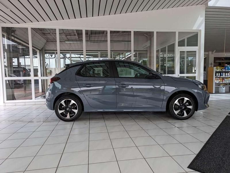 Gebraucht Opel Corsa-e 100 kW (136 PS) 2024 Grafik grau Kleinwagen