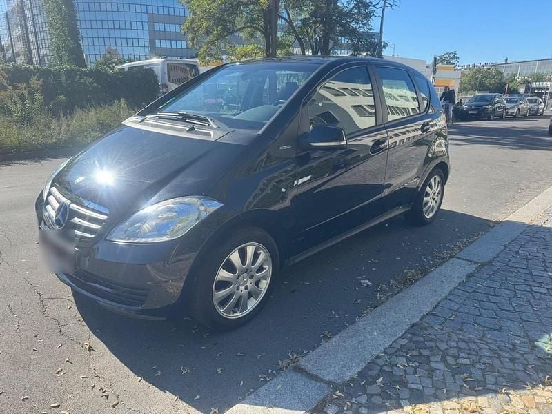 Gebraucht Mercedes A160 95 PS (69 kW) 2009 Schwarz Limousine