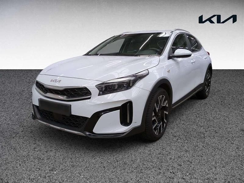 Gebraucht Kia XCeed Vision 140 PS (102 kW) 2025 (wd) cararraweiss SUV