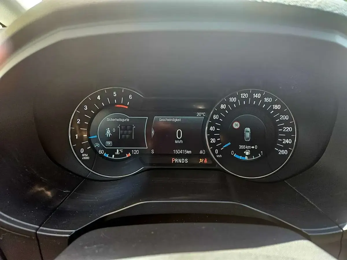 Gebraucht Ford S-MAX Titanium 190 PS (139 kW) 2018 Weiß Van / Kleinbus