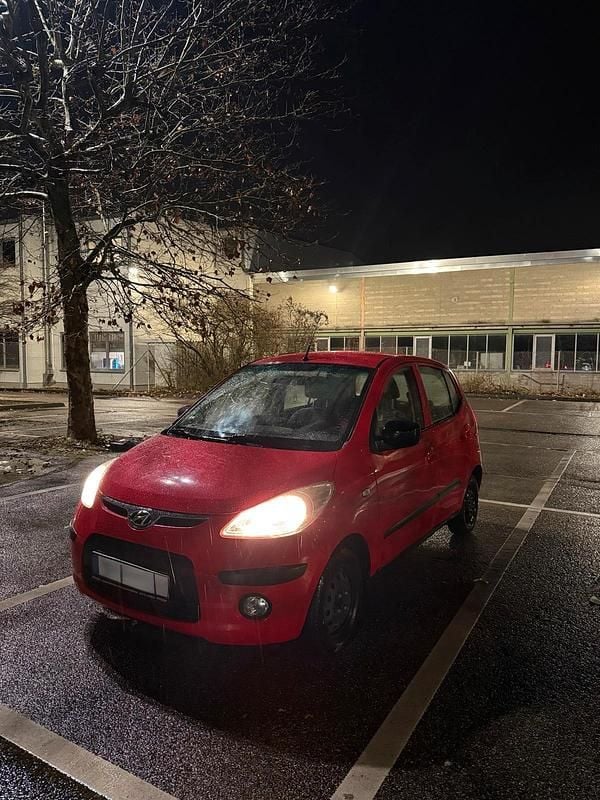 Rot Gebraucht 2008 Hyundai i10 Kleinwagen | 1.850 € (Fairer Preis) - Bild 1/4