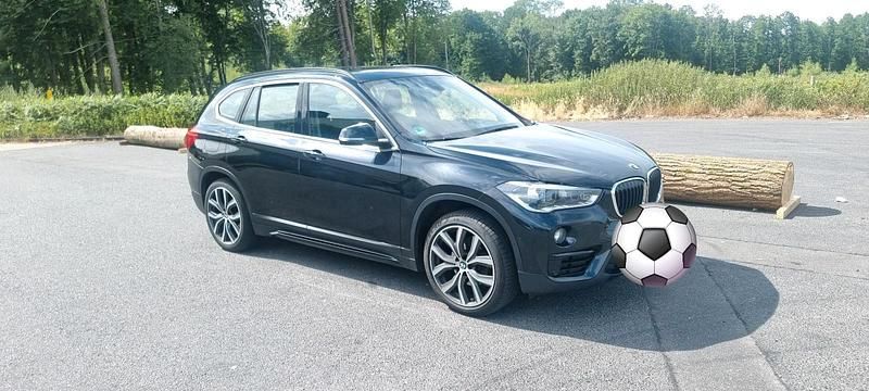 Schwarz Gebraucht 2018 BMW X1 Sport Line SUV | 16.000 € (Fairer Preis) - Bild 1/4