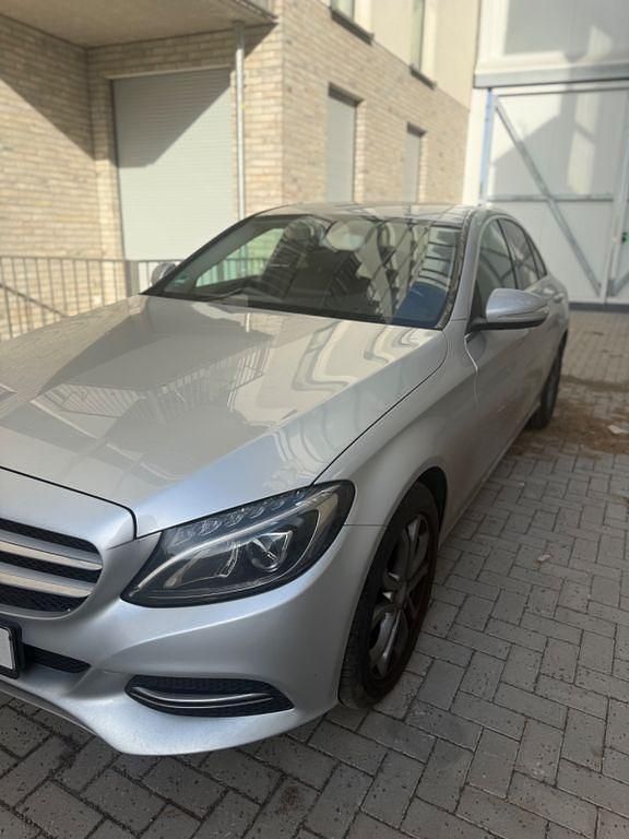 Gebraucht Mercedes C200 184 PS (135 kW) 2015 Silber Limousine