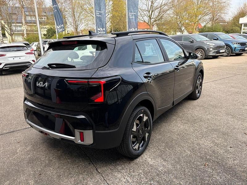 Neu Kia Stonic 101 PS (74 kW) 2026 Schwarz SUV