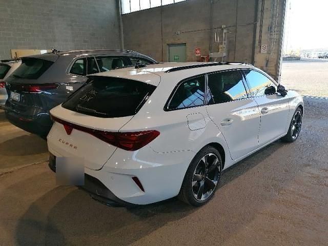 Second-hand Cupra Leon 150 CP (110 kW) 2025 Alb Break