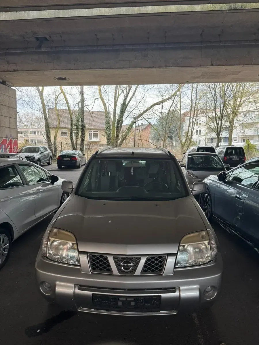 Gebraucht Nissan X-Trail 140 PS (102 kW) 2006 Grau SUV