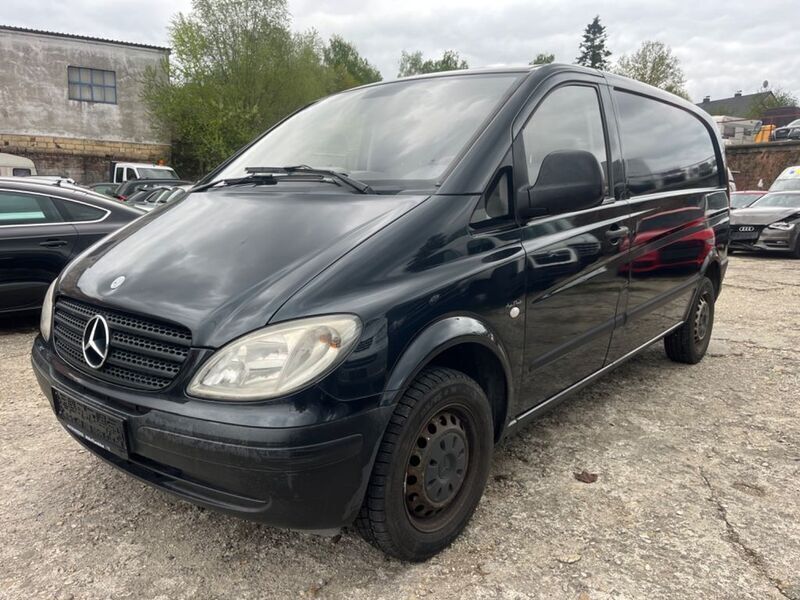 Schwarz Gebraucht 2007 Mercedes Vito Van / Kleinbus | 4.990 € (Fairer Preis) - Bild 1/4