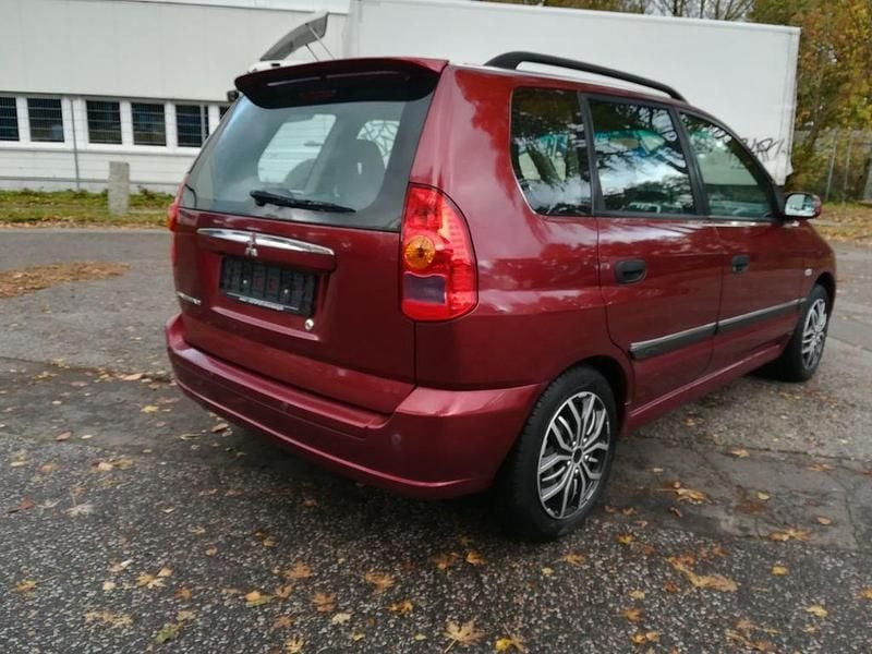 Gebraucht Mitsubishi Space Star Comfort Edition 98 PS (72 kW) 2004 Rot Van / Kleinbus