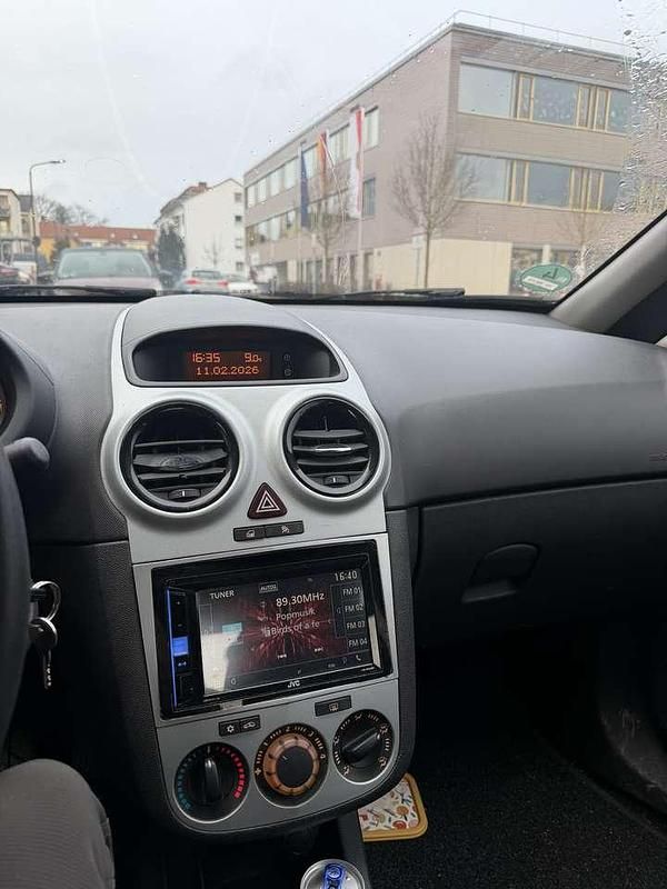 Gebraucht Opel Corsa Edition 60 PS (44 kW) 2009 Grau Kleinwagen