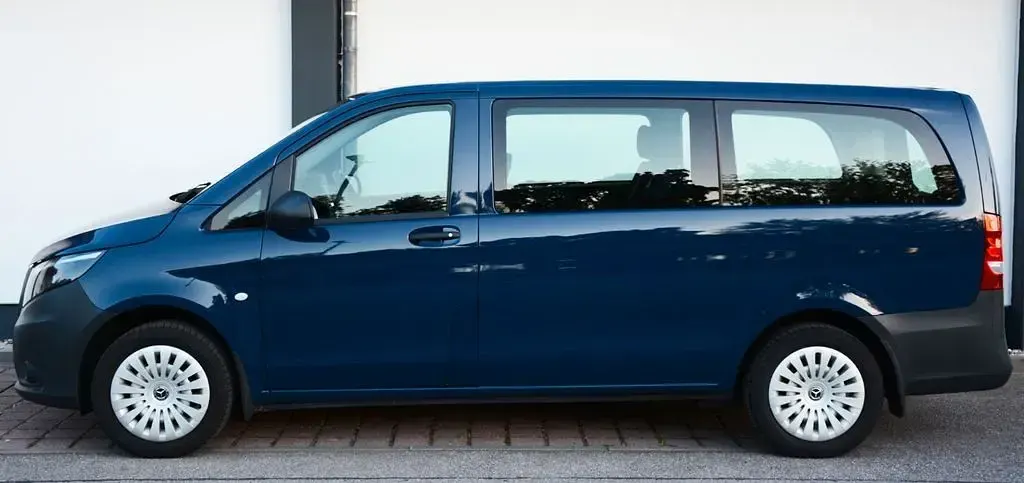 Gebraucht Mercedes Vito 136 PS (100 kW) 2020 Blau Van