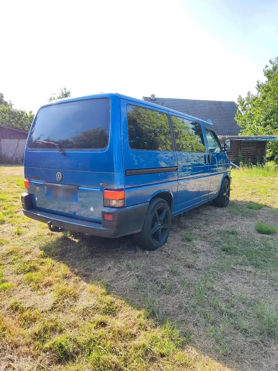 Gebraucht VW T4 102 PS (75 kW) 2000 Blau Van