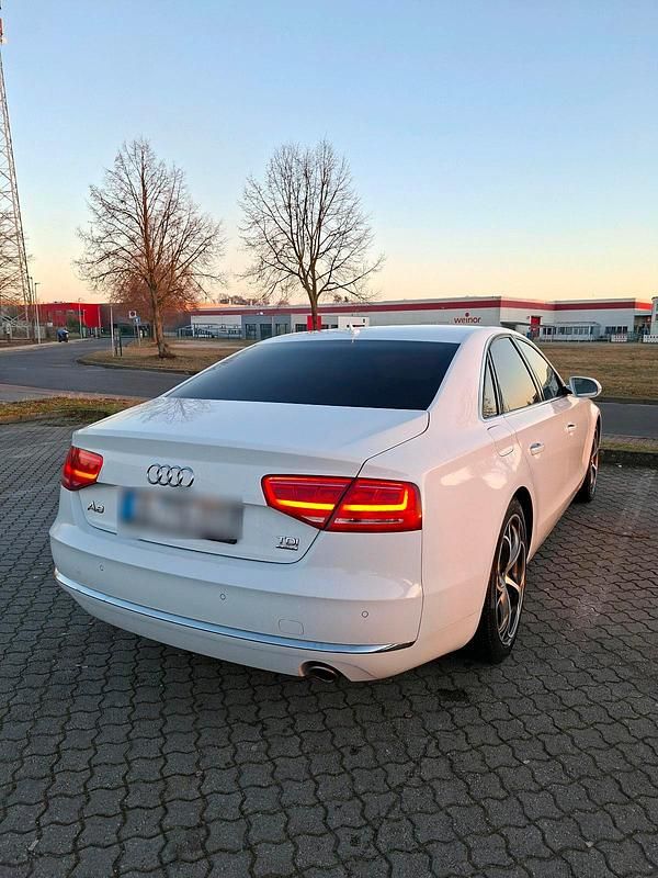 Gebraucht Audi A8 410 PS (301 kW) 2011 Weiß Limousine