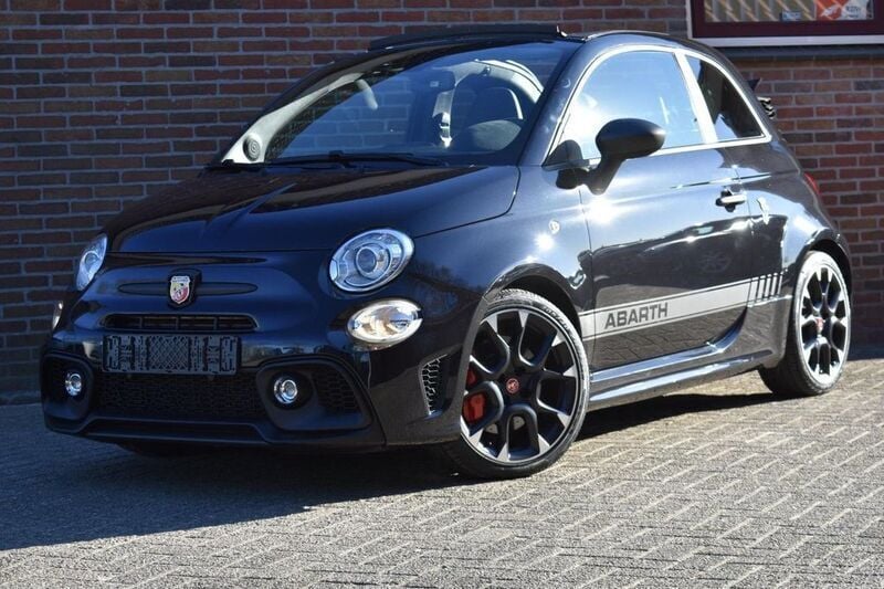 Gebraucht Abarth 500C Competizione 179 PS (131 kW) 2019 Schwarz Cabrio