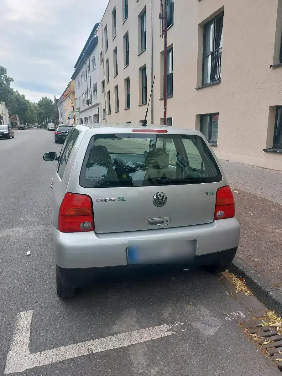 Gebraucht VW Lupo 64 PS (47 kW) 2002 Silber Kleinwagen