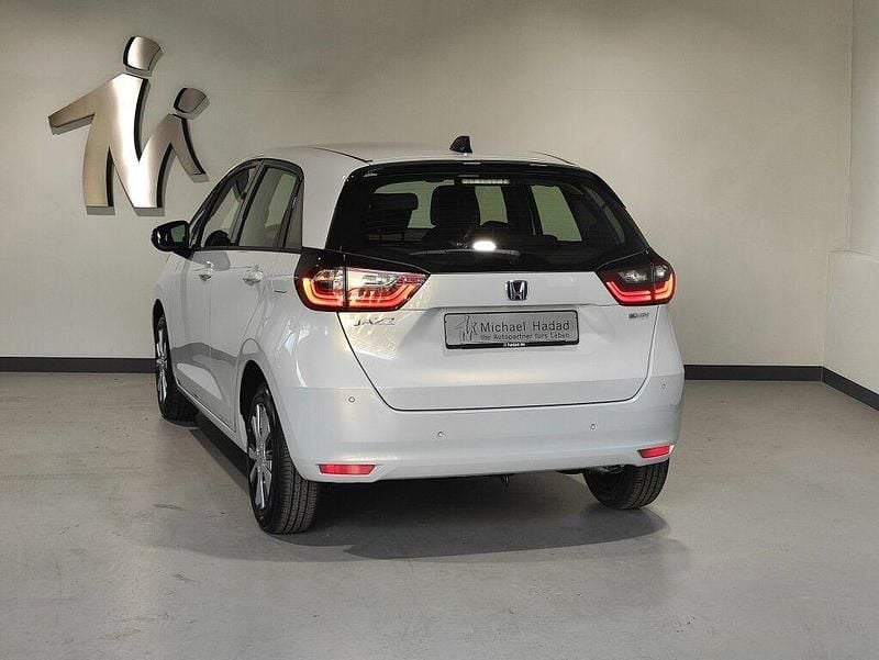 Gebraucht Honda Jazz Elegance 109 PS (80 kW) 2022 Weiß Kleinwagen