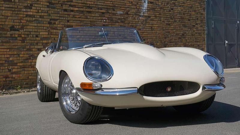 Gebraucht Jaguar E-Type 280 PS (205 kW) 1962 Weiß Cabrio