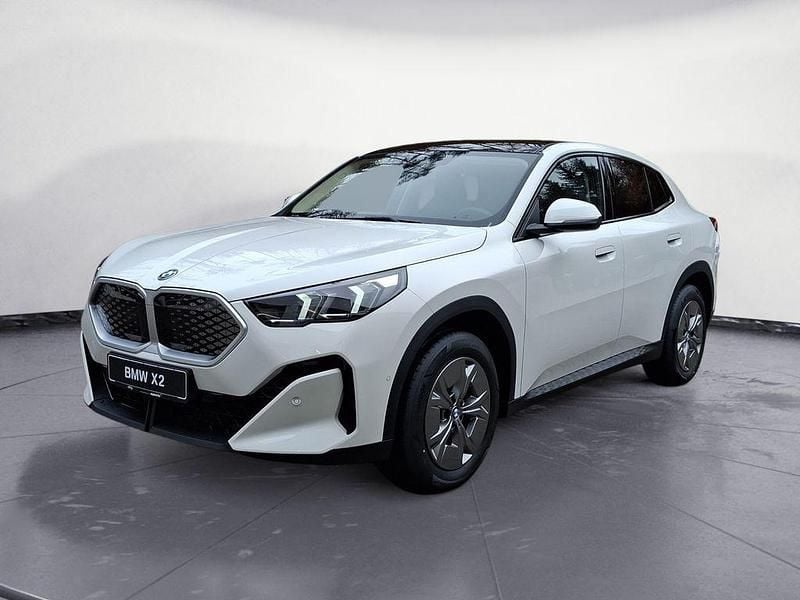 Neu BMW iX2 Shadowline 150 kW (204 PS) 2025 Weiß SUV
