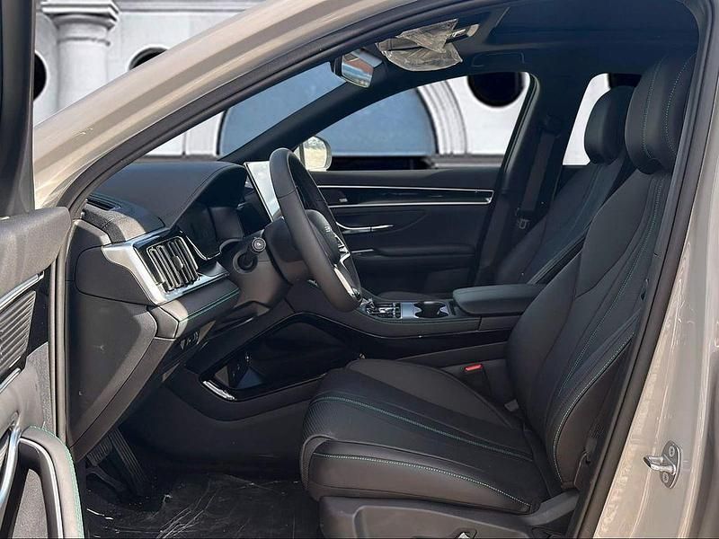 Neu BYD Seal U Boost 218 PS (160 kW) 2026 Grau SUV