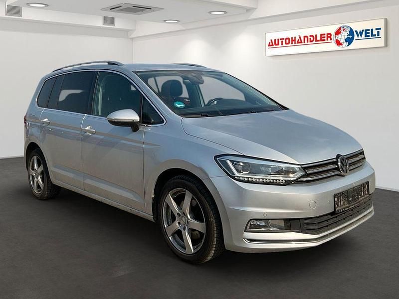 Gebraucht VW Touran Highline 150 PS (110 kW) 2017 Silber Van / Kleinbus