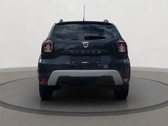 Gebraucht Dacia Duster Celebration 101 PS (74 kW) 2021 Grau SUV