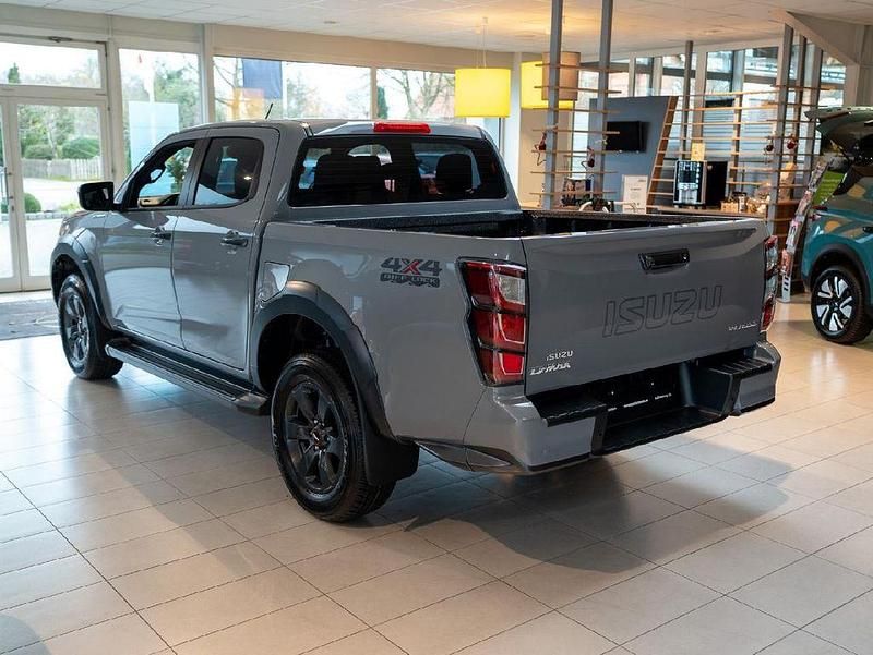 Neu Isuzu D-Max 163 PS (119 kW) 2025 Grau SUV